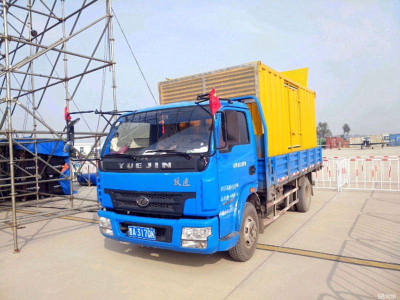 叠彩800KW柴油发电机组油耗是多少？