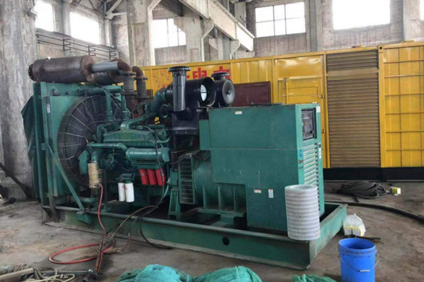 叠彩发电机组的空气滤清器应该如何保养？