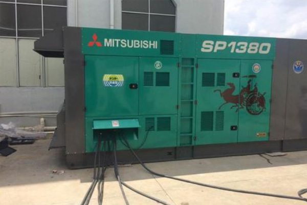 叠彩为什么有些柴油发电机组的输出电压可以调节？