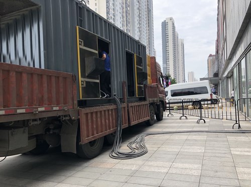 叠彩冷却液不足的情况下如何检查柴油发电机组？