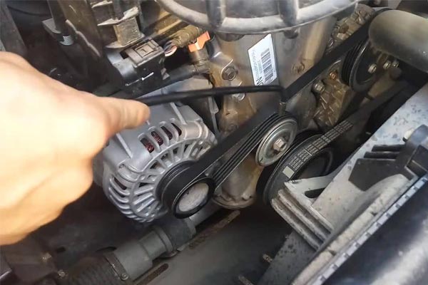 叠彩转速传感器的工作原理是什么？