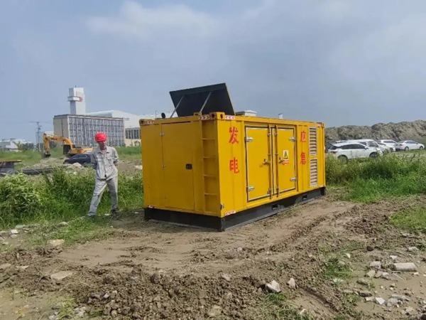 叠彩冬季低温环境下，发电机组启动电瓶的容量需求是否会增加？