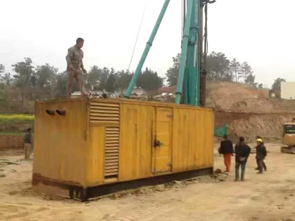 叠彩如何判断水冷式机油散热器密封件是否需要更换？