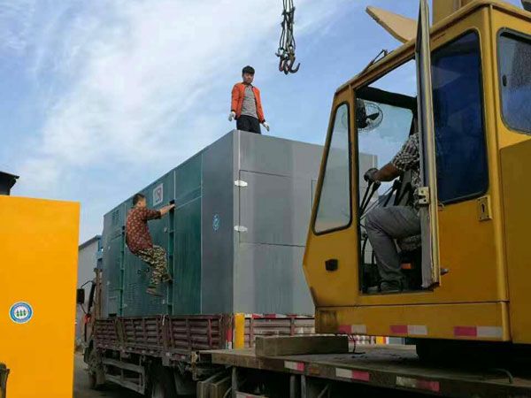 叠彩更换水冷式机油散热器密封件的操作流程是怎样的？