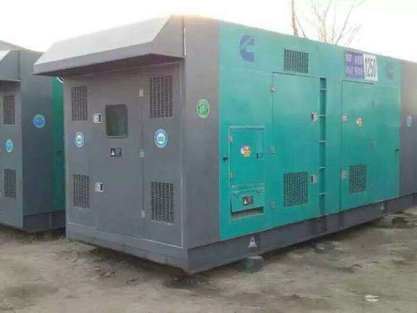 叠彩合同中关于工期延误的责任如何界定和处理？